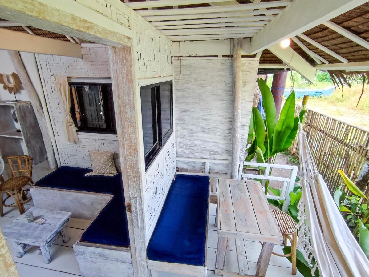 The Surf Shacks - Beach House, Aircon, Fast Wifi General Luna  Kültér fotó